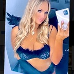 ambae_xoxo (Amber) free OnlyFans Leaked Pictures & Videos 

 profile picture