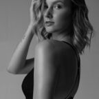 Onlyfans leaks annabelle.luv 

 profile picture