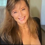 attibee (✨Atti Bee 🐝✨) free OnlyFans Leaked Videos and Pictures 

 profile picture