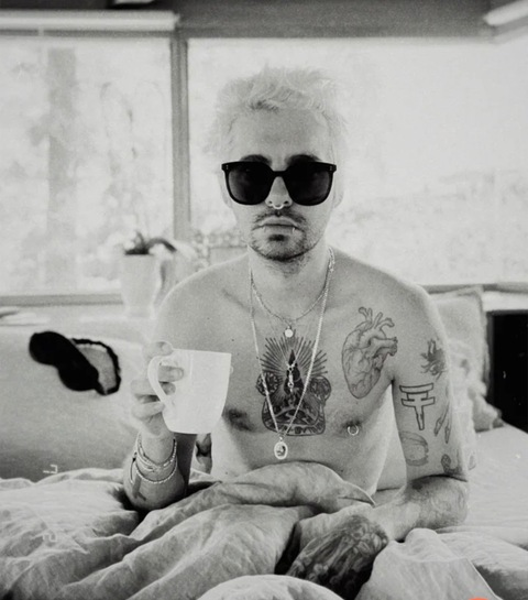 Header of billkaulitz