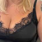 Blonde curvy @blonde.curvy Leak OnlyFans 

 profile picture