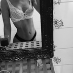 emmi.i (Emmi) OnlyFans Leaks 

 profile picture