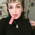 Desiree (@feelin.peachy) Leaked OnlyFans 

 profile picture