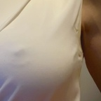 Golden Victoria (@goldenvic) Leaks OnlyFans 

 profile picture