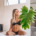 Holly @hollylomas Leaks OnlyFans 

 profile picture