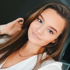V 💋 (@ickyvicky) Leaked OnlyFans 

 profile picture