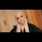 Leighann Lakeman (@leighannmarie1996) Leak OnlyFans 

 profile picture