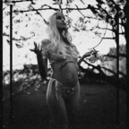 lucifersdaughter @lucifxrsdaughtxr Leaked OnlyFans 

 profile picture