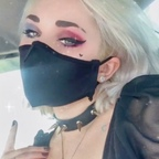 Carmilla (@moonstonedgoth) Leaked OnlyFans 

 profile picture