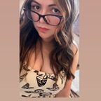 NerdyBabe (nerdybella) Leaks OnlyFans 

 profile picture