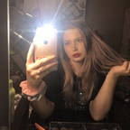 nikoletlarie OnlyFans Leaks 

 profile picture