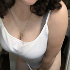 Maggie Byrd (@prettybyrd) Leaked OnlyFans 

 profile picture