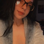 prettyhippy15 (Renee) OnlyFans Leaked Pictures & Videos 

 profile picture