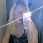 Download queenoftrannies OnlyFans content for free 

 profile picture