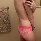 Peaches (@red.peach) Leak OnlyFans 

 profile picture