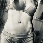 Onlyfans leaked scarletlove1984 

 profile picture