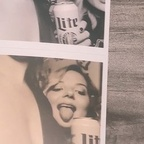 shelbidd OnlyFans Leaks 

 profile picture