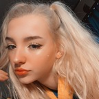 strawberriesxx OnlyFans Leak 

 profile picture