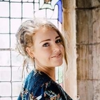 thelovelyisla OnlyFans Leaks 

 profile picture