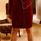 u115469407 (MommaScarlet - Some Prefer It Soft) free OnlyFans Leaked Pictures & Videos 

 profile picture