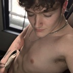 UrBoiNoel :) @urboinoel Leak OnlyFans 

 profile picture