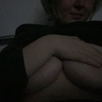 Emily Grace (@violentcrumble) Leak OnlyFans 

 profile picture